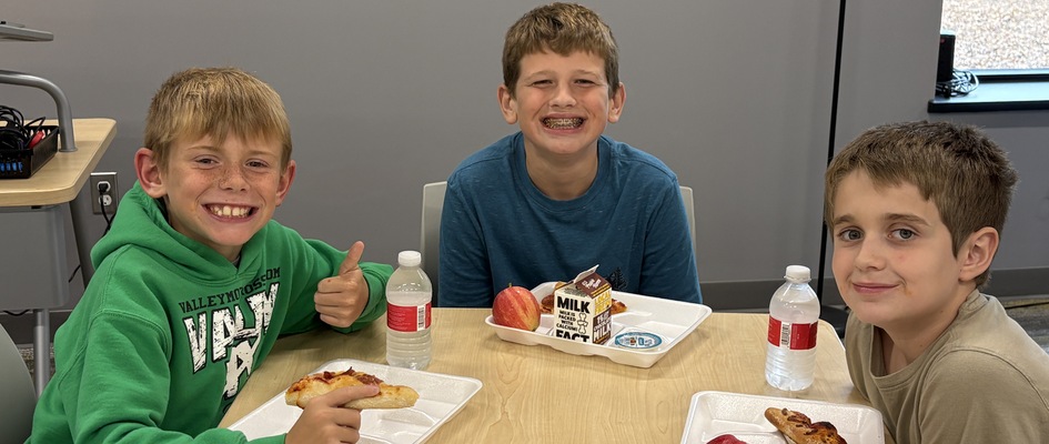 5th grade boys at walk-a-thon pizza and ice cream party